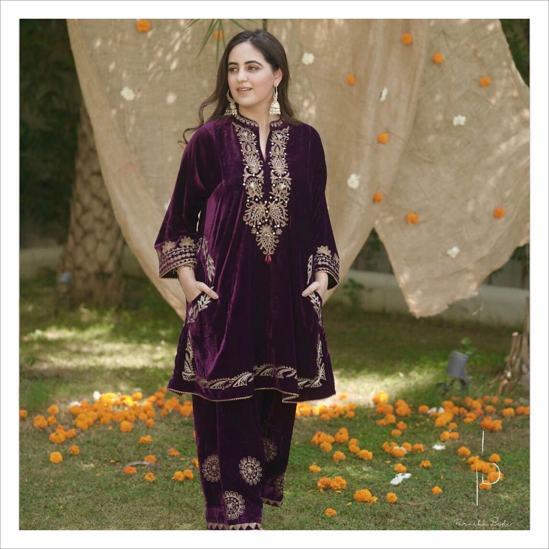 Embellished Wine Color Velvet Sequences Embroidary Work Suit
