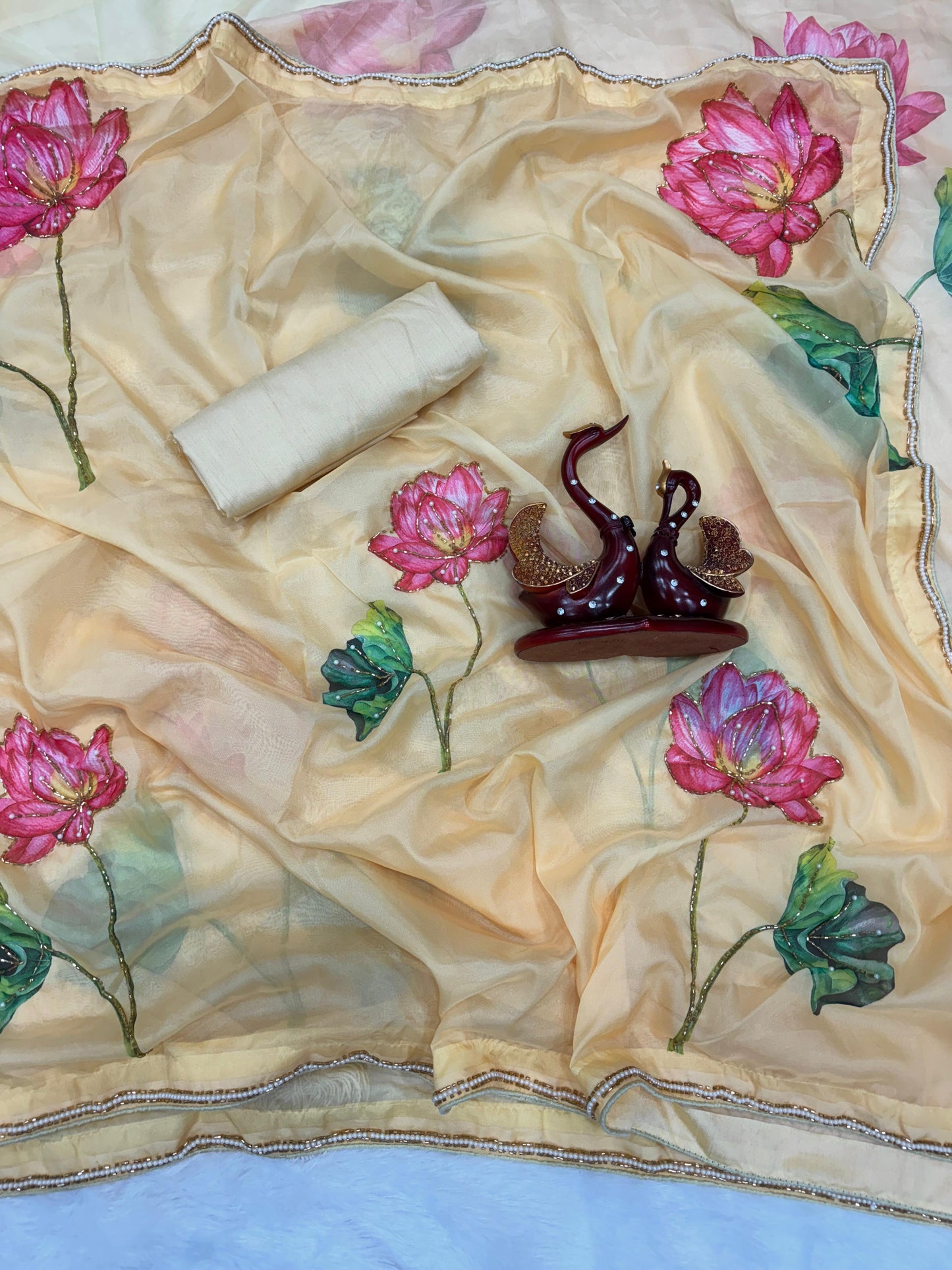 Stylish Yellow Tabby Silk With Floral Printed Saree