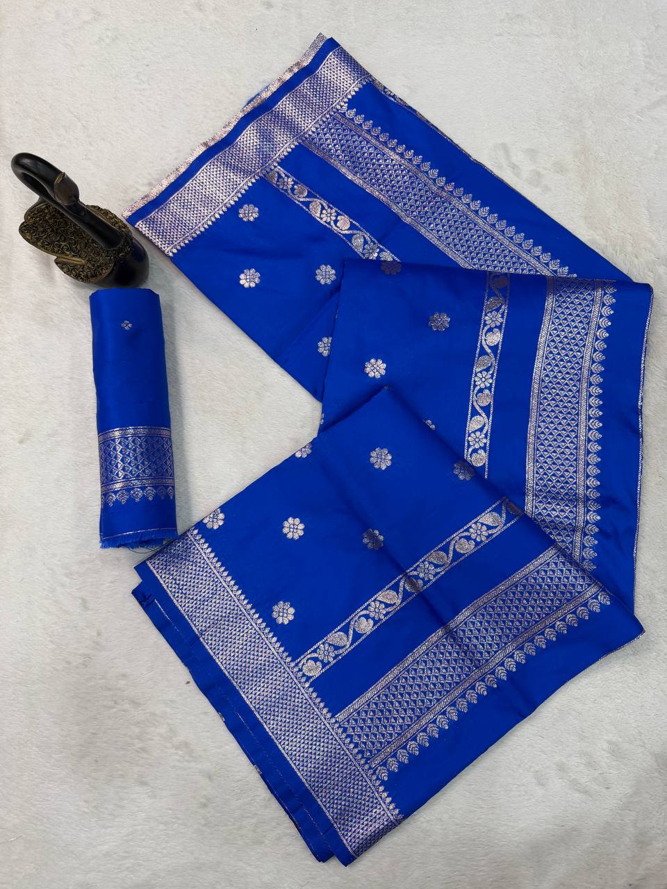Exclusive Banarasi Jari Soft Silk with Zari Woven Saree