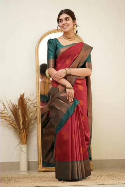 Beautiful Zari Weaving Soft Silk Kanjivaram Jacquard Saree