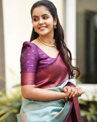 Wedding Wear Zari Weaving Banarasi Jacquard Saree