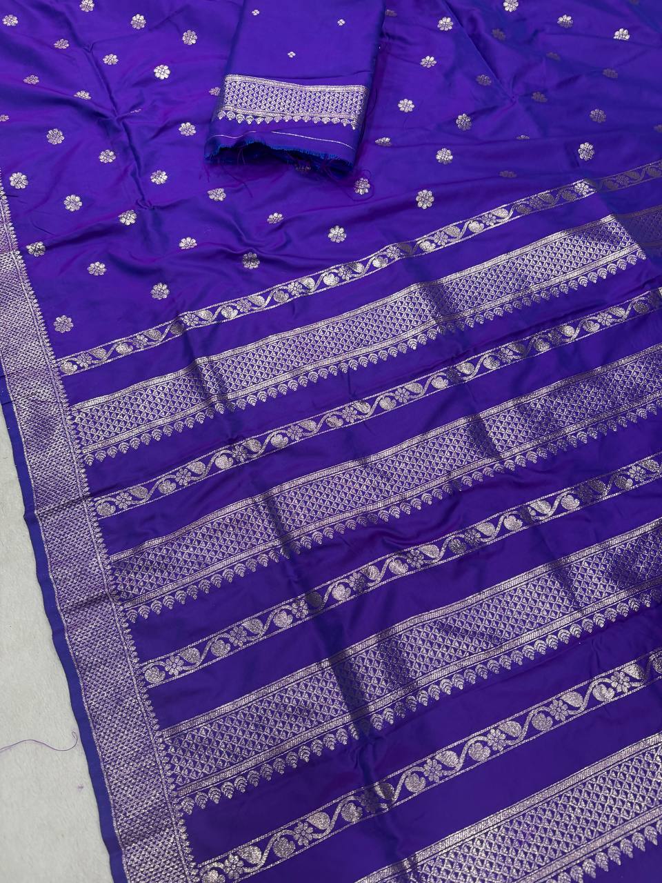 Exclusive Banarasi Jari Soft Silk with Zari Woven Saree